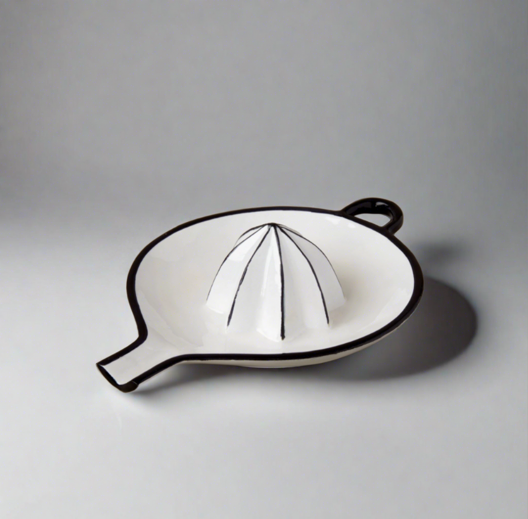 Black and White Outline Enamel Citrus Press